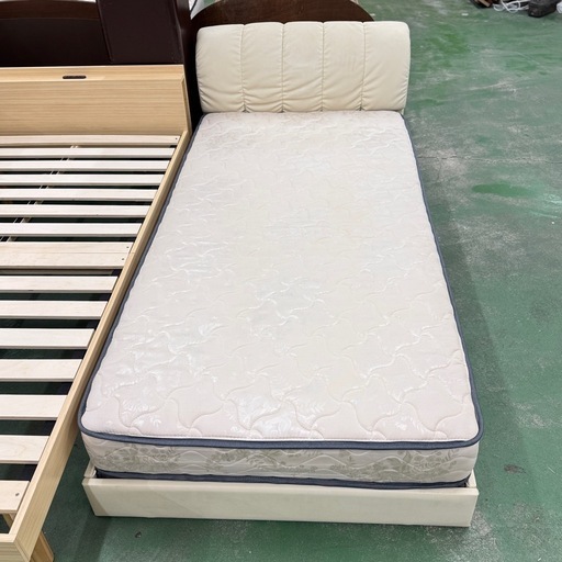 A1837?配送♻️組み立て?‼️シングルベッドマットレス付きレーザーベッド?