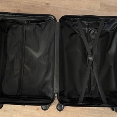 キャリーケースの画像