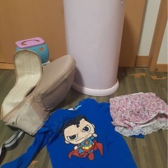 ヒップシート　おむつペール　オムツペール　おもちゃ　tシャツ　スカート　　の画像