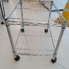 リユースのサカイ栃木店★ジモティ割あり★  メタルラック シルバー W61×D45.5×H52 クリーニング済み TC11861の画像