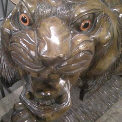 【店頭取引のみ】一刀彫 虎の置物の画像