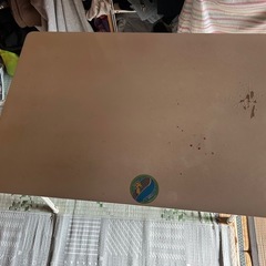 キッチンパイプテーブルの画像