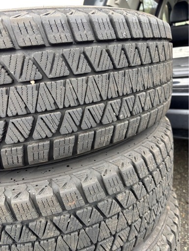 225/65R17 ブリザックDM-V3