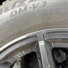 225/65R17 ブリザックDM-V3の画像