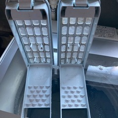 AQUA 洗濯機 7.0kg 2019年製 ガラストップ 動作良好 美品の画像