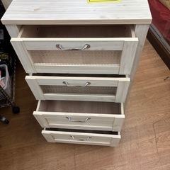 ☆ドリーム荒牧店☆ジモティー割引有☆【クリーニング済み】4段収納棚の画像