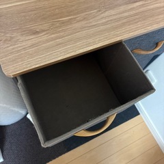 収納ボックス　棚の画像