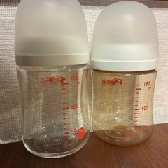 哺乳瓶　4本(ピジョン他)の画像