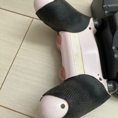 ps4純正コントローラー　スタンド充電器の画像