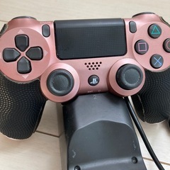 ps4純正コントローラー　スタンド充電器の画像