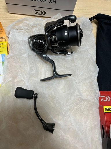 新品　ダイワ 24 ルビアス　LT2500S-XH DAIWA 月下美人 0.6号 200 mm 付き　LUVIAS ST