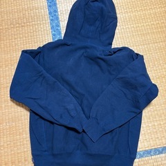 supremeBoxロゴフーディの画像