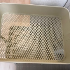 受け渡し者決定しました。クリーム色キャスター付きラックの画像