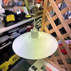 【ジャングルジャングル貝塚店】ペンダントライト　ルイスポールセン　PH4/3 ホワイト　外国　デンマーク製　G2PB-16Z1-1W 家電　照明　ライト　オシャレ　かわいい　キレイ　貝塚　二色浜　動作保証　クリーニング済みの画像
