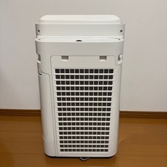 SHARP 加湿空気清浄機　プラズマクラスター　2022年製　KC-P50-Wの画像