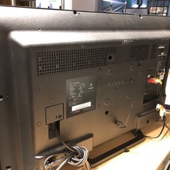 AQUOS 液晶テレビ 32インチ　リモコン付き　2017年製の画像