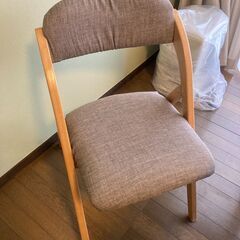 ダイニングテーブルを無料でお譲りしますの画像