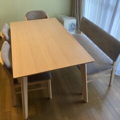 ダイニングテーブルを無料でお譲りしますの画像