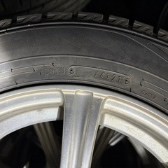 スタッドレス175/65R15 フィット の画像