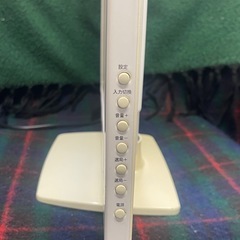 BLUEDOT（ブルー・ドット）液晶テレビ 液晶カラーテレビ　BTV-1800Wの画像