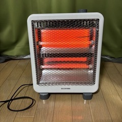 アイリスオーヤマ電気ストーブの画像