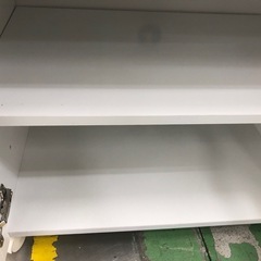 【ドリーム川西店御来店限定】☆ジモティー見たよ♪割引☆  キャスター付きロータイプ食器棚 WHT クリーニング済み 【99560000039299】の画像