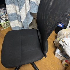 キャスターイスの画像