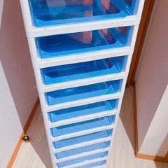 書類ケース A4 10段 キャスター付き 浅型 アイリスオーヤマの画像