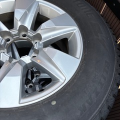スタッドレス　17インチ 
　150プラド純正ホイール付き　4本セットの画像