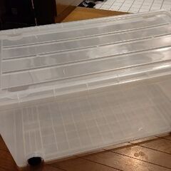 衣装ケースの画像