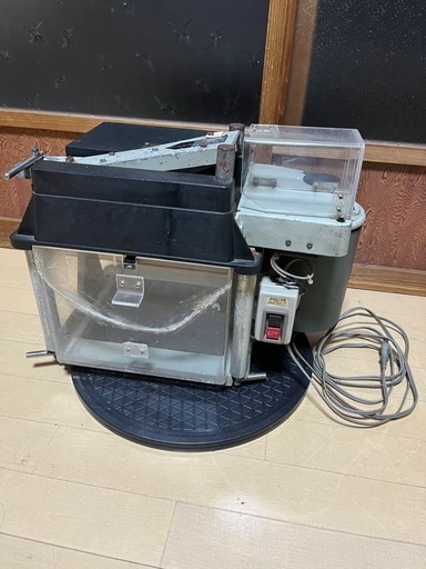 愛工　プロオカカ　電動鰹節削り機　かつお節削り　100v 業務用厨房機器店舗 愛工 プロオカカ 電動鰹節削り機 かつお節削り 100v 業務用厨房機器店舗