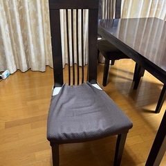 ニトリ　ダイニングテーブル＋椅子3脚の画像