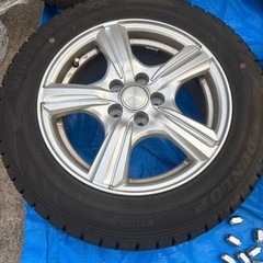 アルミホイールセット185/65R15スタッドレスタイヤの画像
