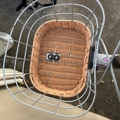 女の子用自転車　20インチ　紫　鍵付　オートライト付の画像