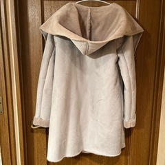 BACK NUMBER ムートンコートの画像