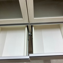 フナモコ食器棚2枚扉アイボリー【トレファク堺福田店】の画像