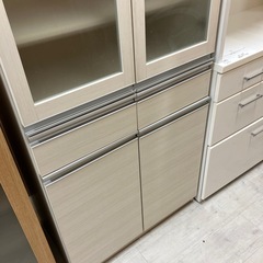フナモコ食器棚2枚扉アイボリー【トレファク堺福田店】の画像