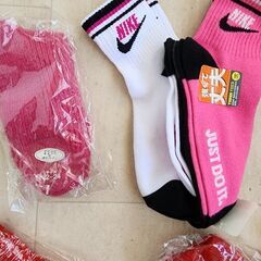 新品■高級靴下　11セット■ナイキ、リーバイス、ウール製品　等の画像