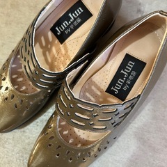 【未使用】Jun.Jun パンプス 23cmの画像