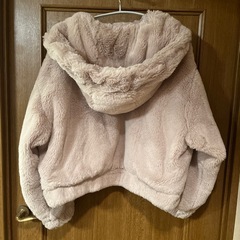 ボリュームファーパーカーの画像