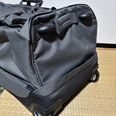 DELSEY 大容量 ソフトスーツケースの画像