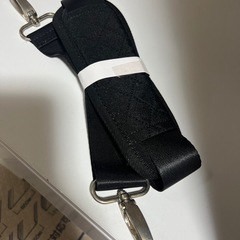 旅行バッグ　ブラック　シューズ収納付きの画像