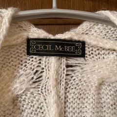 CECILMcBEE ニットカーディガンの画像