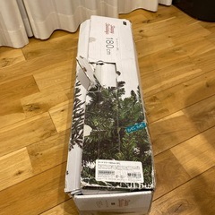 クリスマスツリーのみの画像