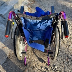 車椅子　カーズ　の画像