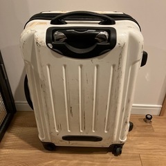 グリフィンランド　スーツケース　白の画像