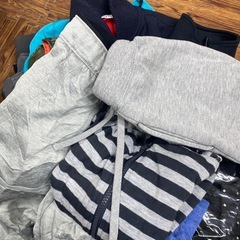 子供服⭐️110-120サイズ　ボーイズ　子供服　男の子　1枚100円　全部で1000円の画像
