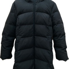 黒　ダウンコート　の画像