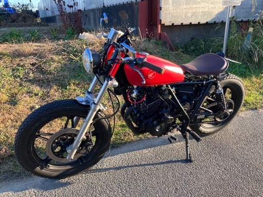 ホンダ　FT400 カフェレーサー　　　　　 自慢の逸品　是非現車確認願います