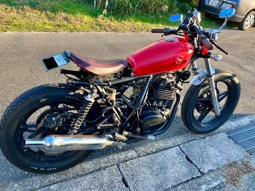 ホンダ　FT400 カフェレーサー　　　　　 自慢の逸品　是非現車確認願います